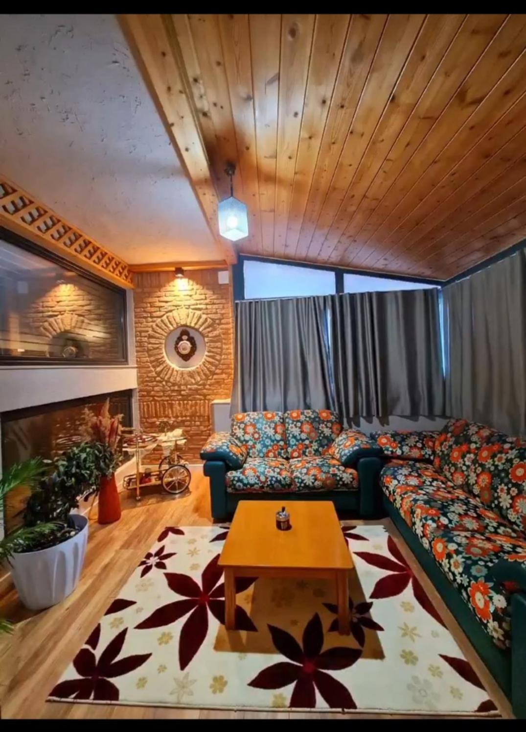 Vila Mariss Korce Rom bilde